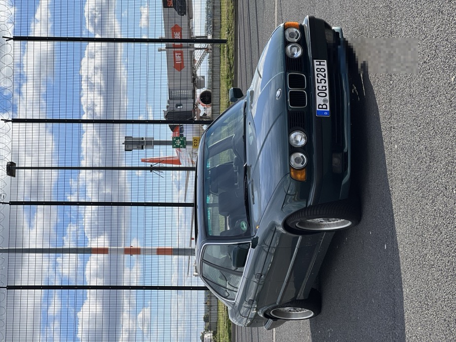 BMW E32 Track